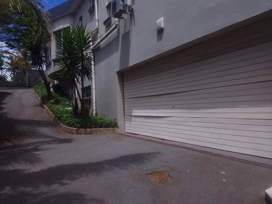 To Let 4 Bedroom Property for Rent in Nahoon Eastern Cape